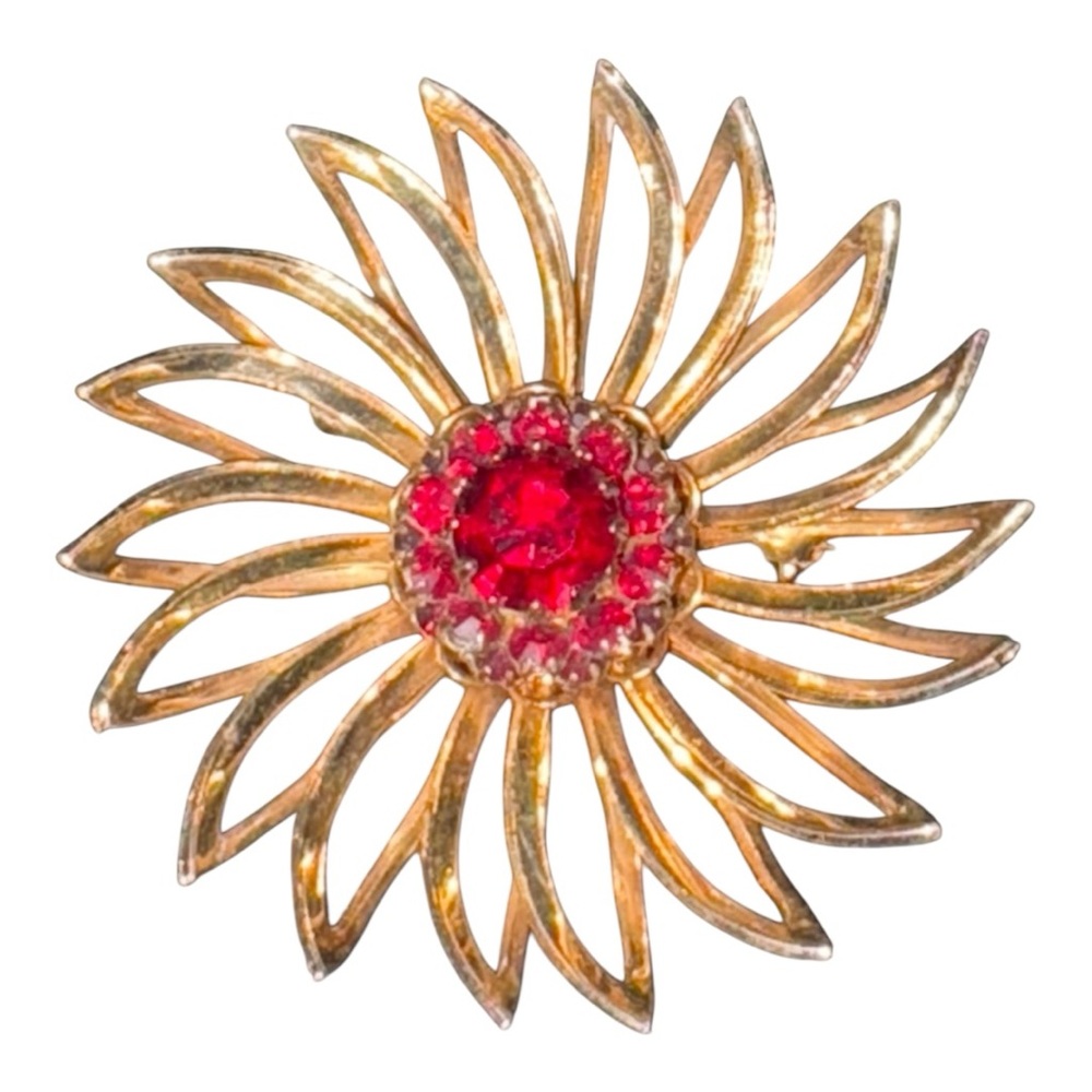 Sarah Coventry Goldtone Starburst Brooch with Ruby Red Rhinestones JB8